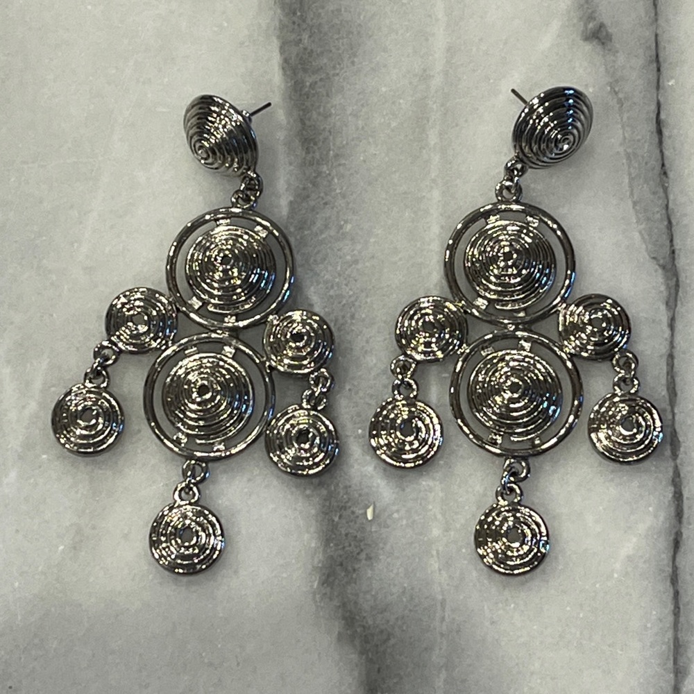 NIB Vintage Curations Pierced Spiral Earrings